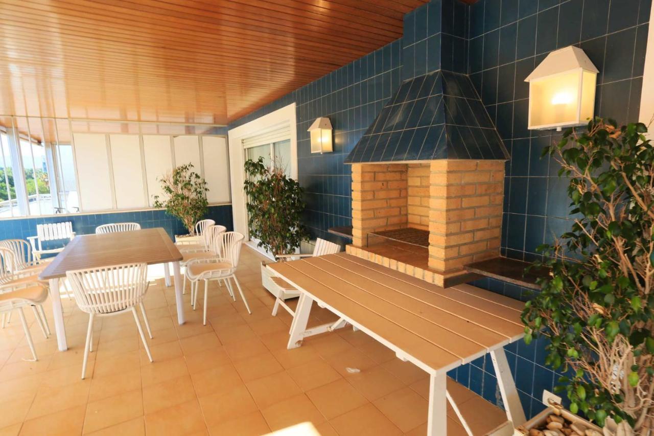 Aquarium - Only Families Apartment กัมบริลส์ ภายนอก รูปภาพ