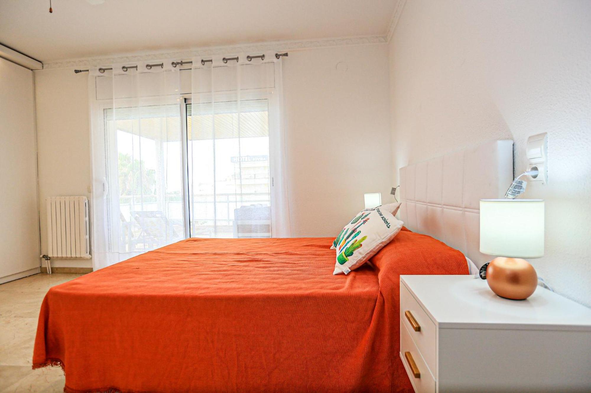 Aquarium - Only Families Apartment กัมบริลส์ ภายนอก รูปภาพ